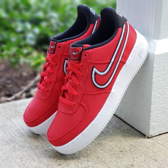 nike air force 1 red lv8